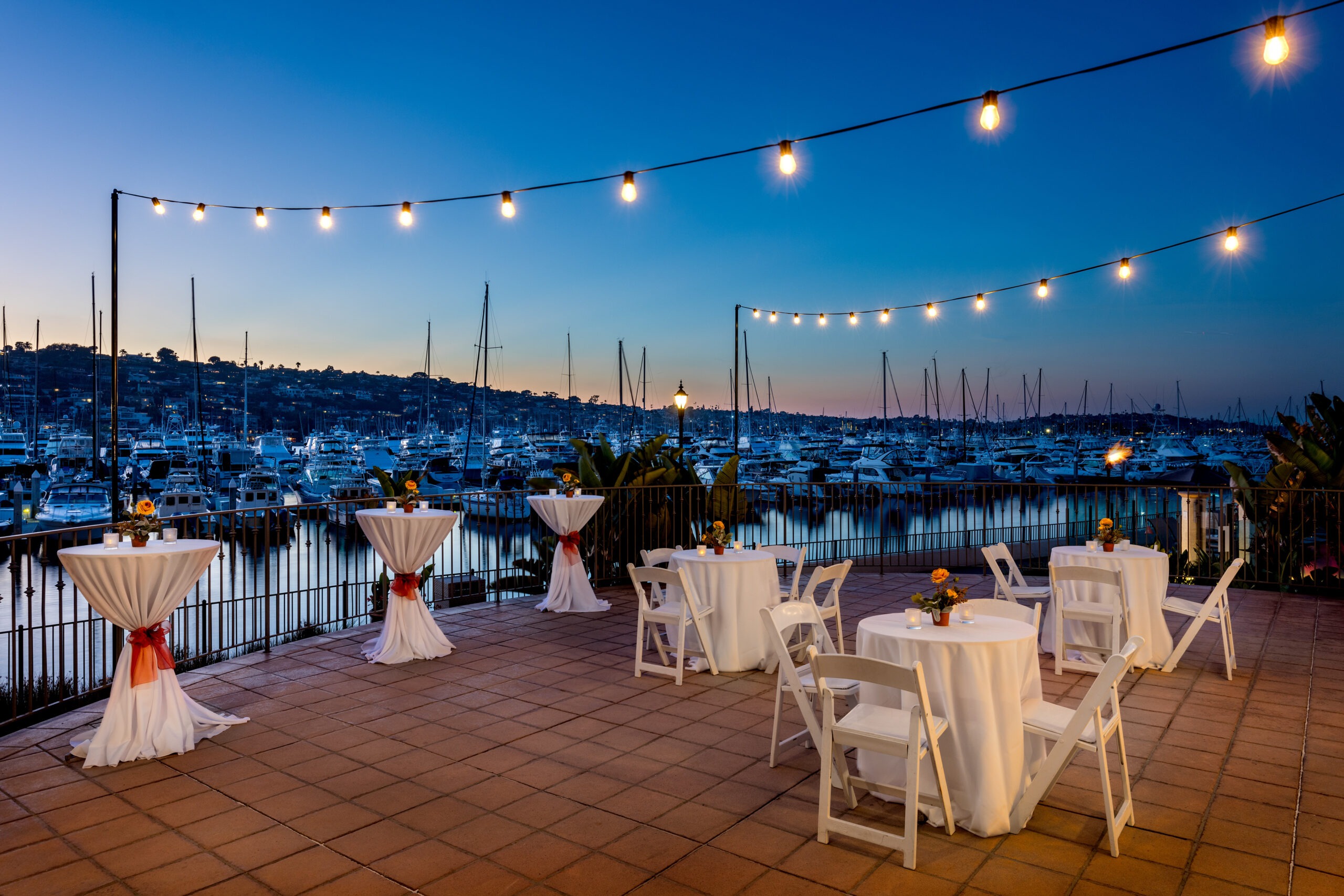 outdoor space at Kona Kai San Diego Resort