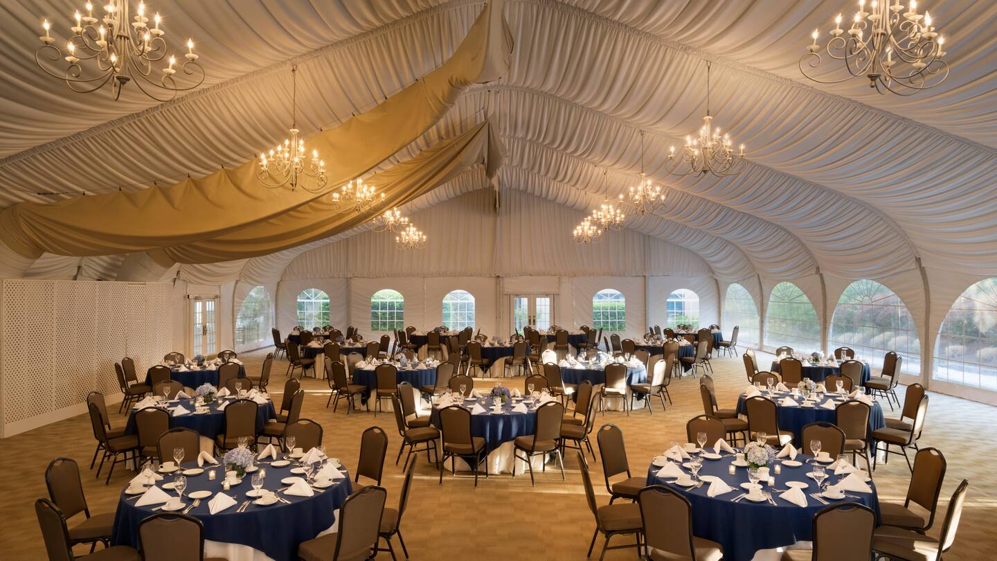 Hilton Stamford Hotel & Executive Meeting Center interior